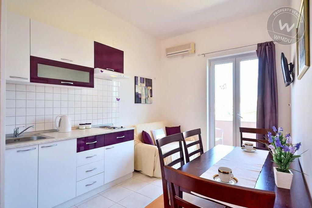 Apartment Roko Split Room photo