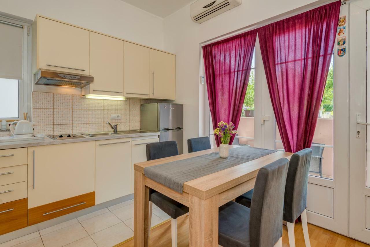 Apartment Roko Split Exterior photo