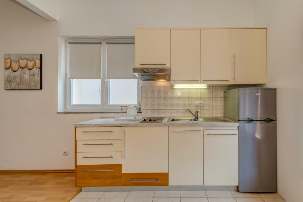 Apartment Roko Split Exterior photo